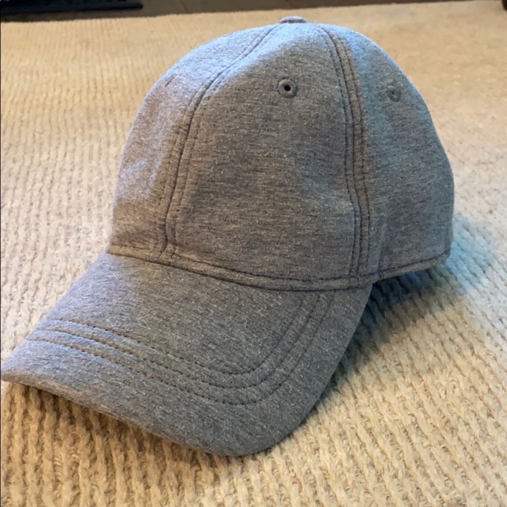 Lululemon “baller hat